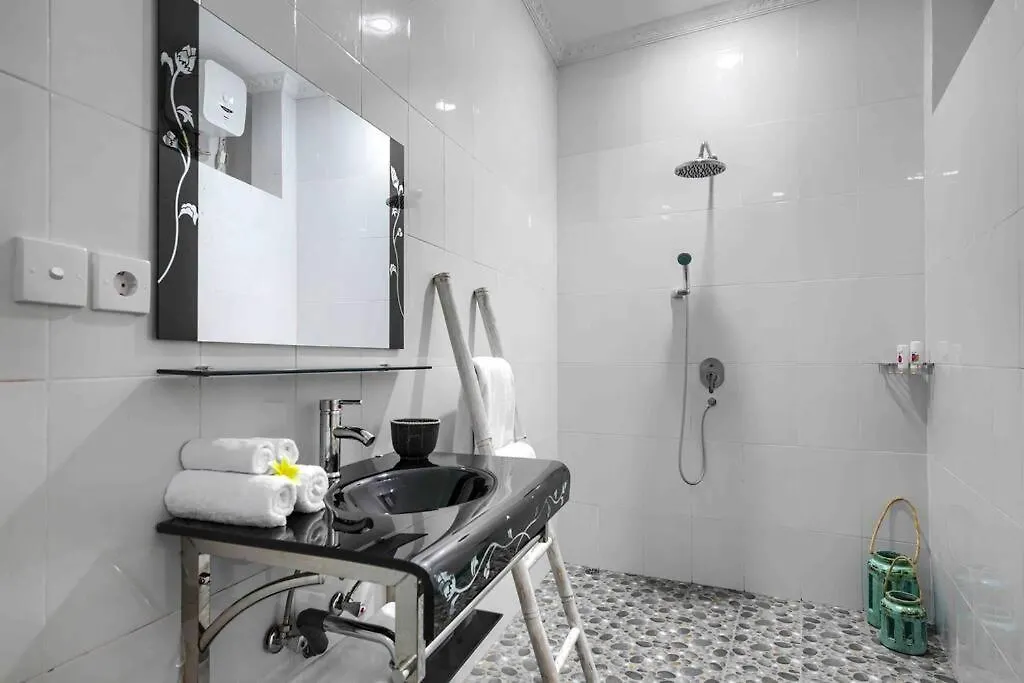 Villa Bendida Private Gateway Central Seminyak
