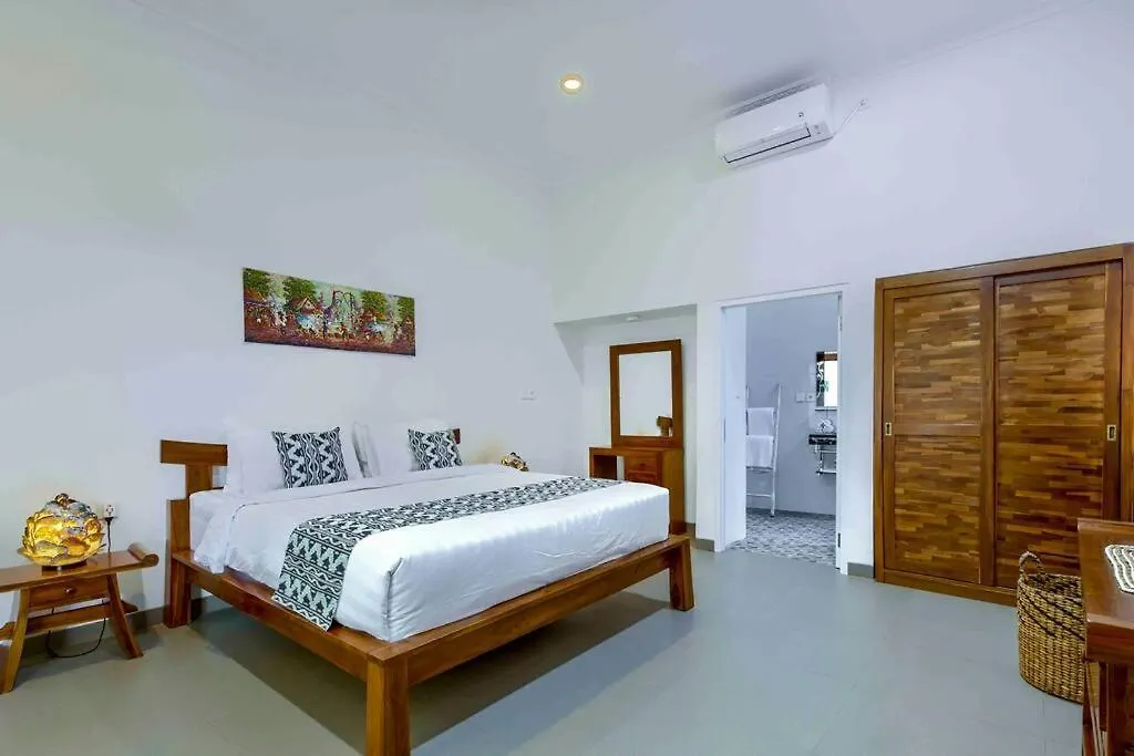 Villa Bendida Private Gateway Central Seminyak Indonesia