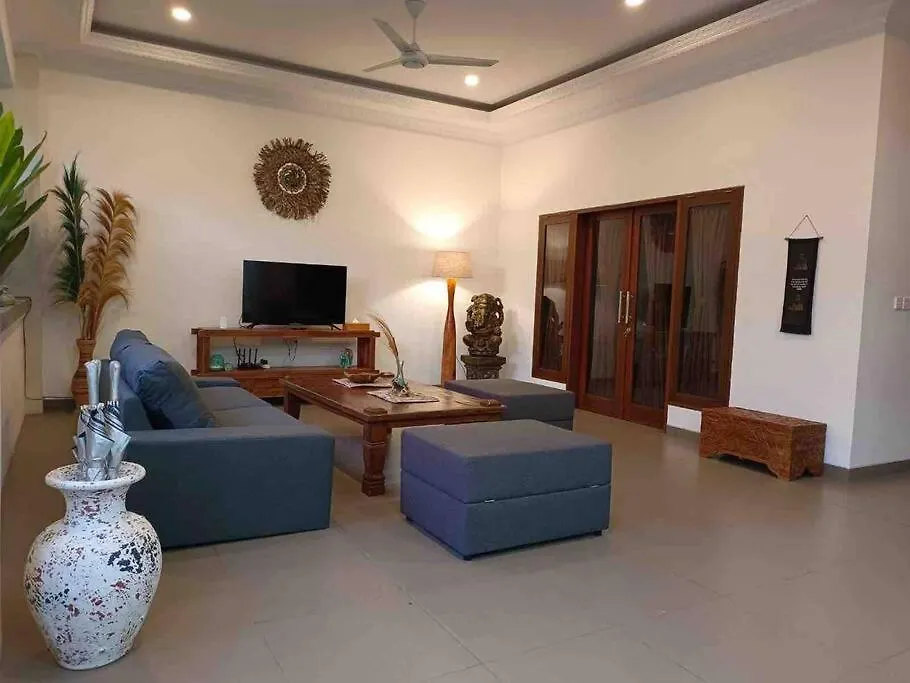 Villa Bendida Private Gateway Central Seminyak Indonesia