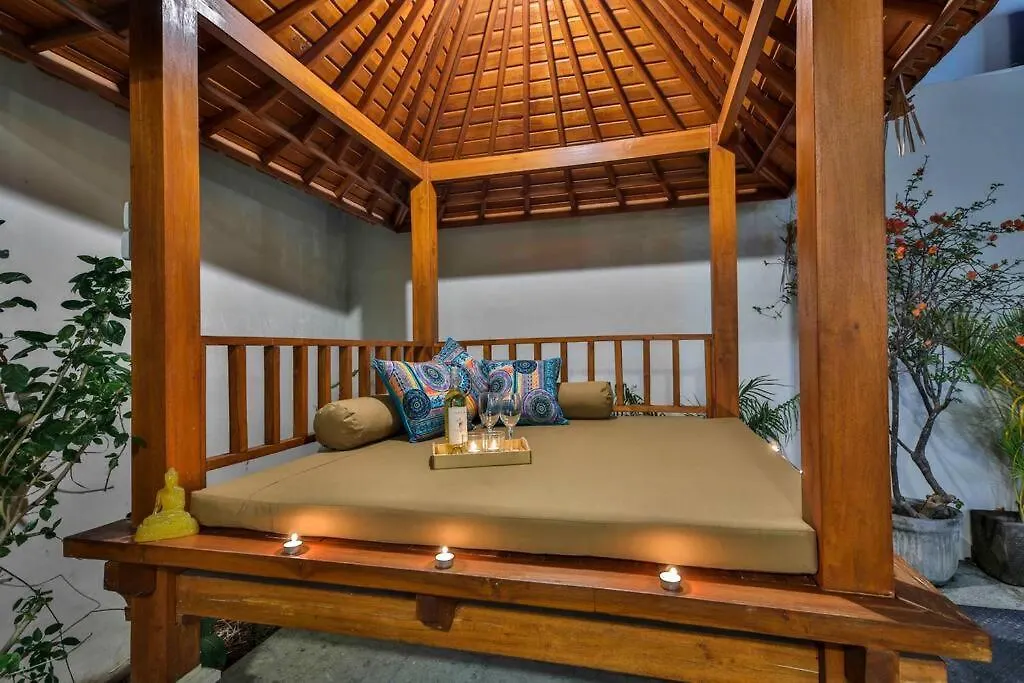 Villa Bendida Private Gateway Central Seminyak