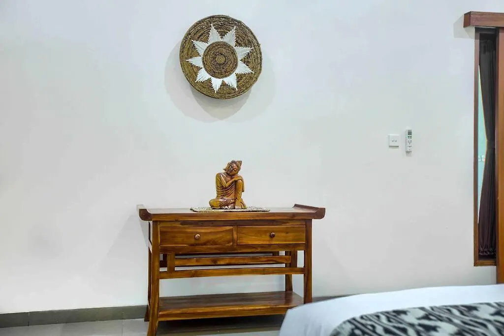 Villa Bendida Private Gateway Central Seminyak Indonesia