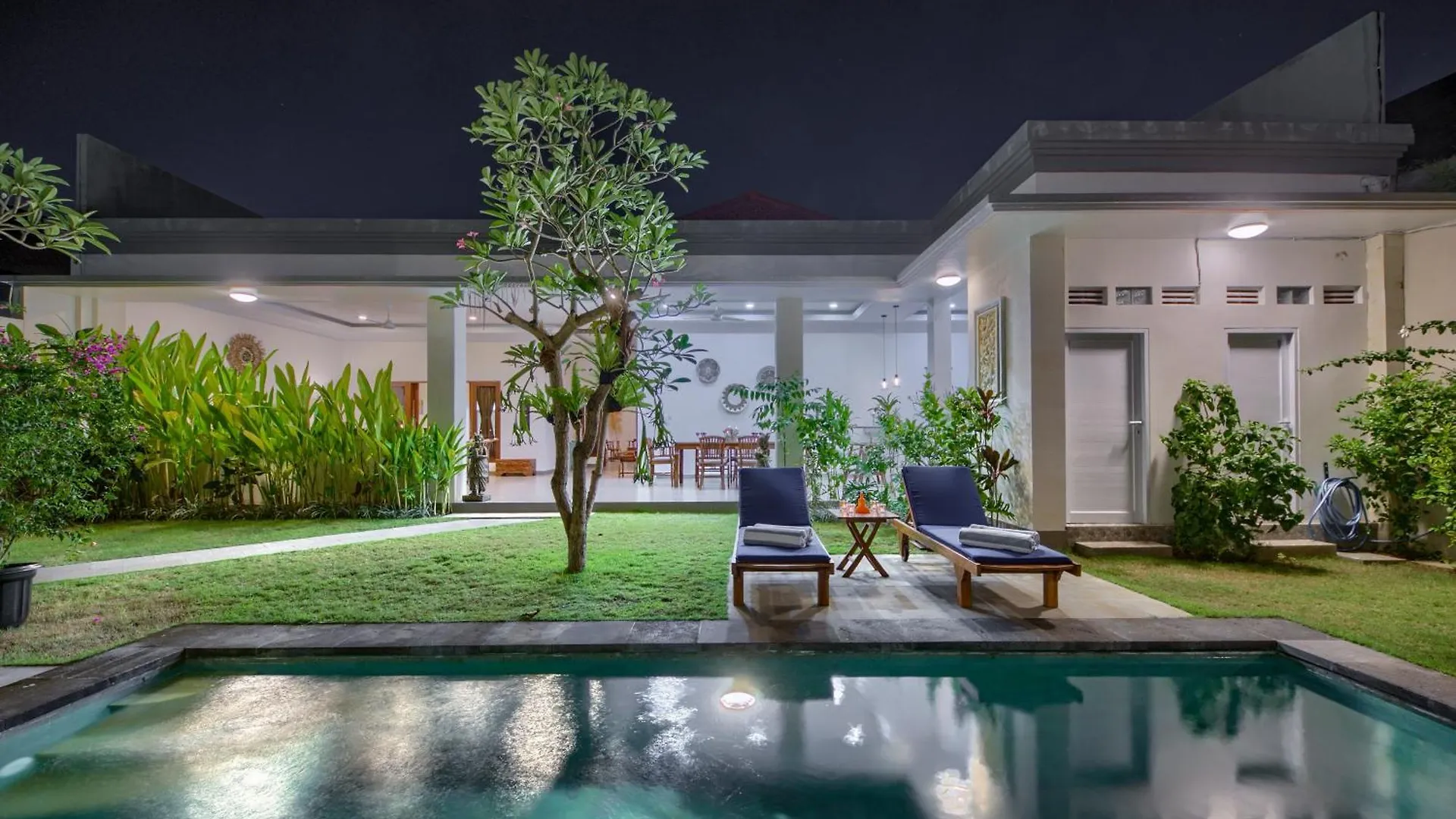 Villa Bendida Private Gateway Central Seminyak contacts