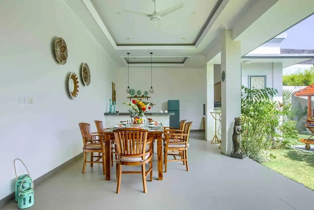 Villa Bendida Private Gateway Central Seminyak Indonesia